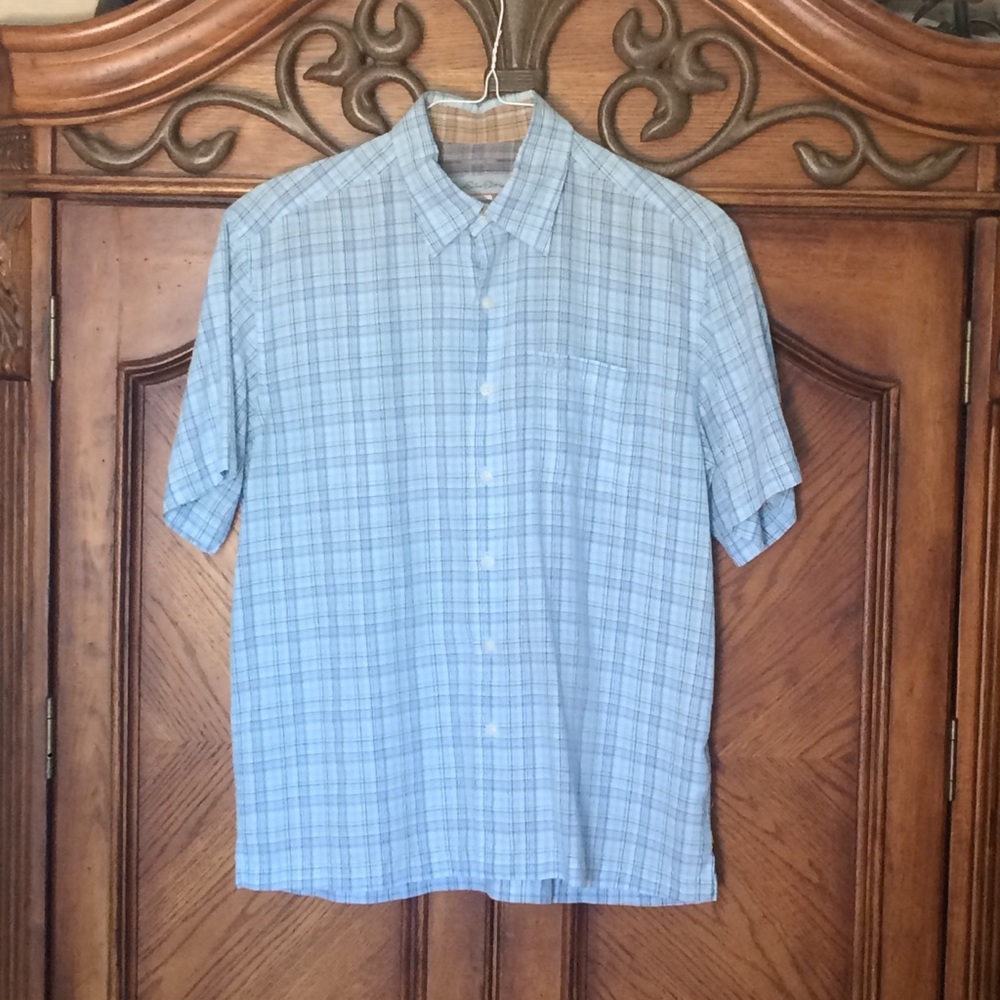 Quicksilver small shirt